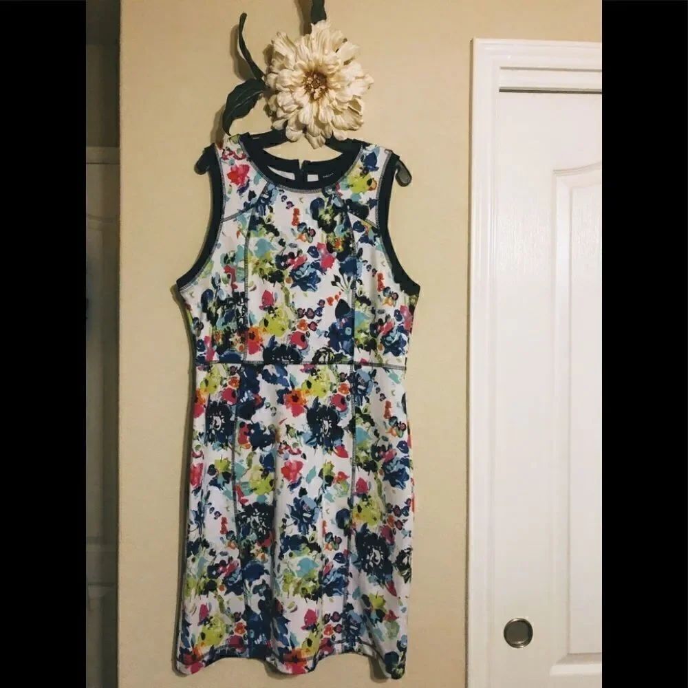 Nicole black & white floral print fitted dress XL